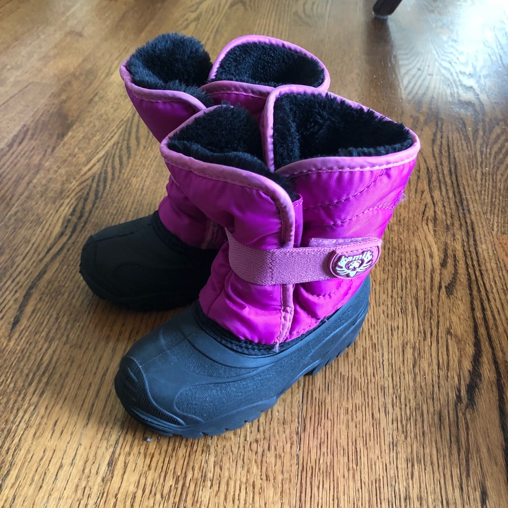 Kamik Girls’ snow boots